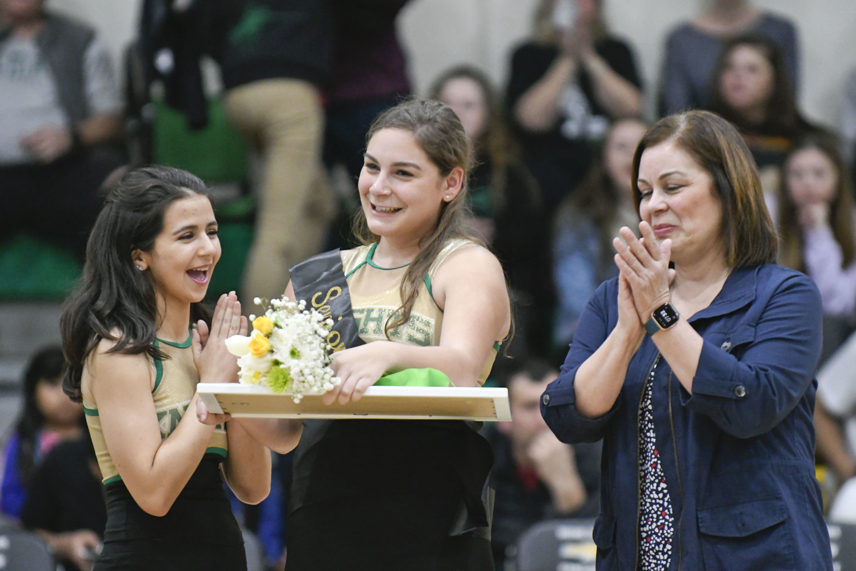 021120 SJ senior night 20.jpg
